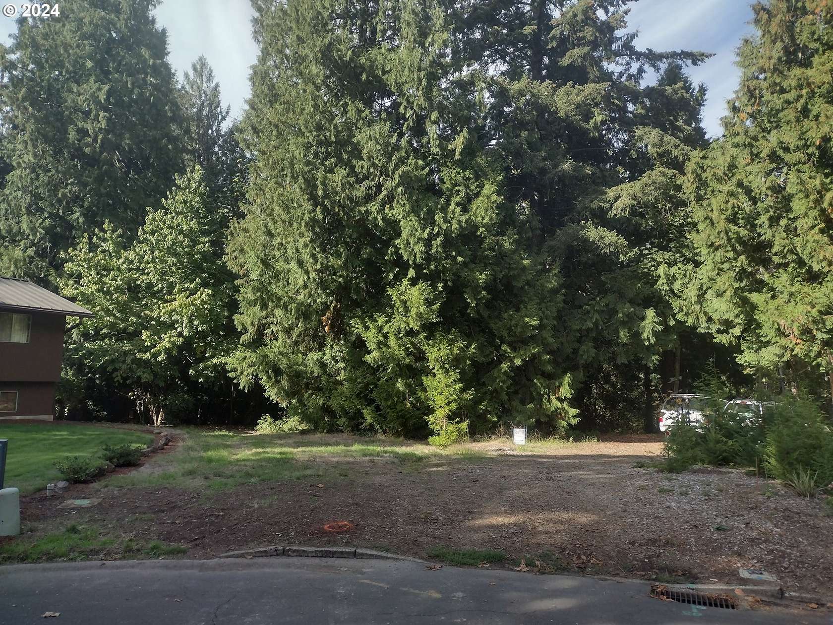 1 Acre of Residential Land for Sale in Hillsboro, Oregon
