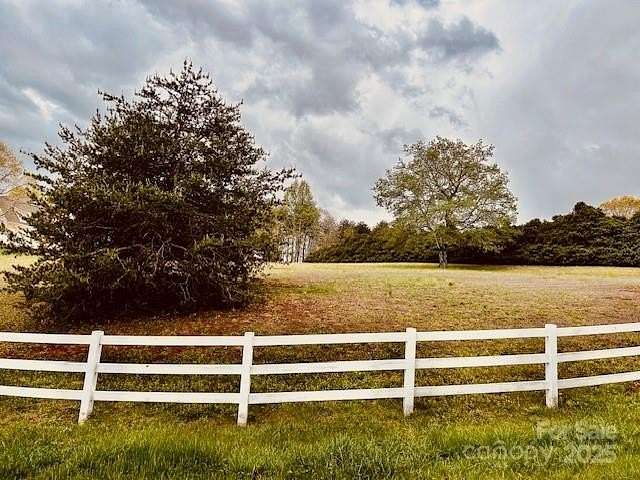 1.17 Acres of Residential Land for Sale in Hickory, North Carolina