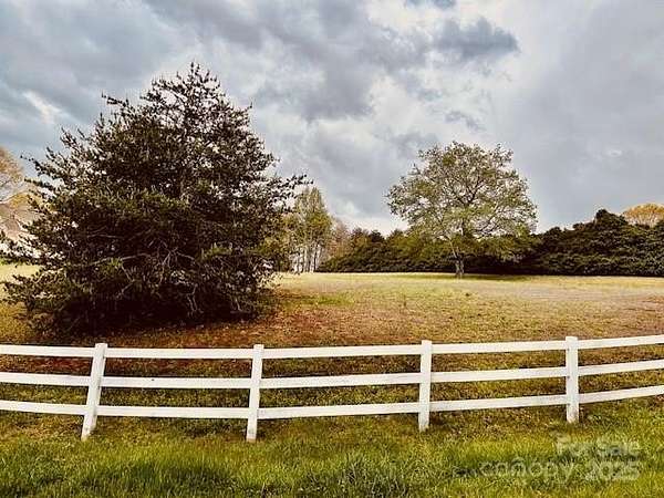 1.17 Acres of Residential Land for Sale in Hickory, North Carolina