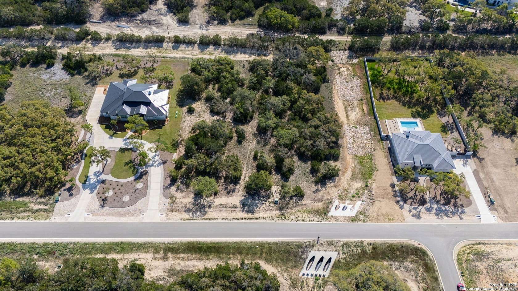 1 Acre of Residential Land for Sale in Bulverde, Texas