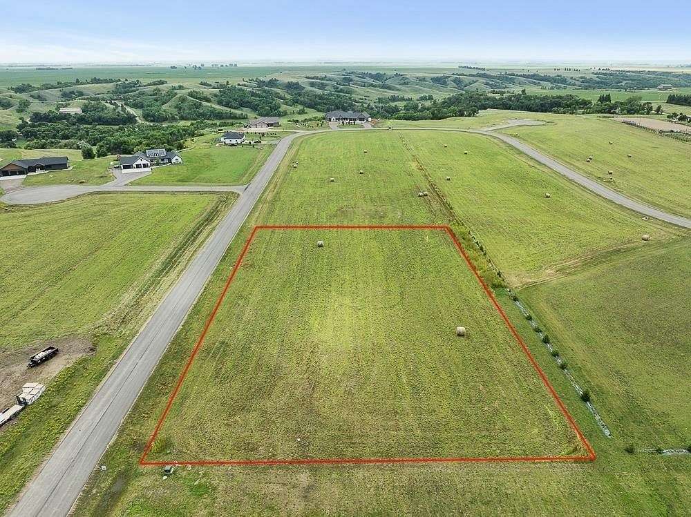 2 Acres of Residential Land for Sale in Minot, North Dakota