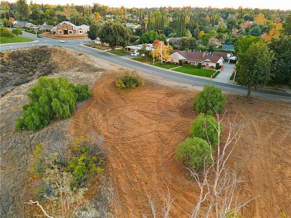 0.82 Acres of Residential Land for Sale in Redlands, California