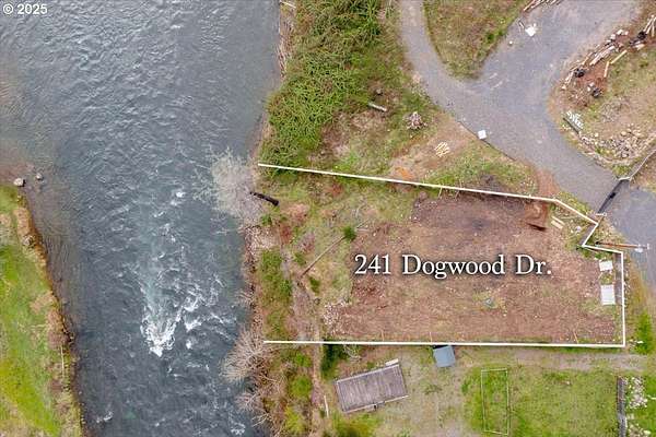 0.32 Acres of Residential Land for Sale in Gates, Oregon