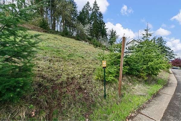0.33 Acres of Residential Land for Sale in Eugene, Oregon