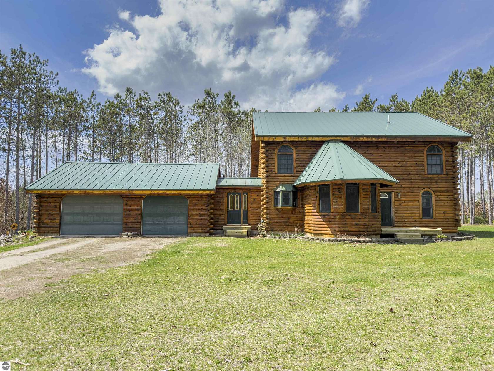 10 Acres of Recreational Land with Home for Sale in Lake Isabella, Michigan