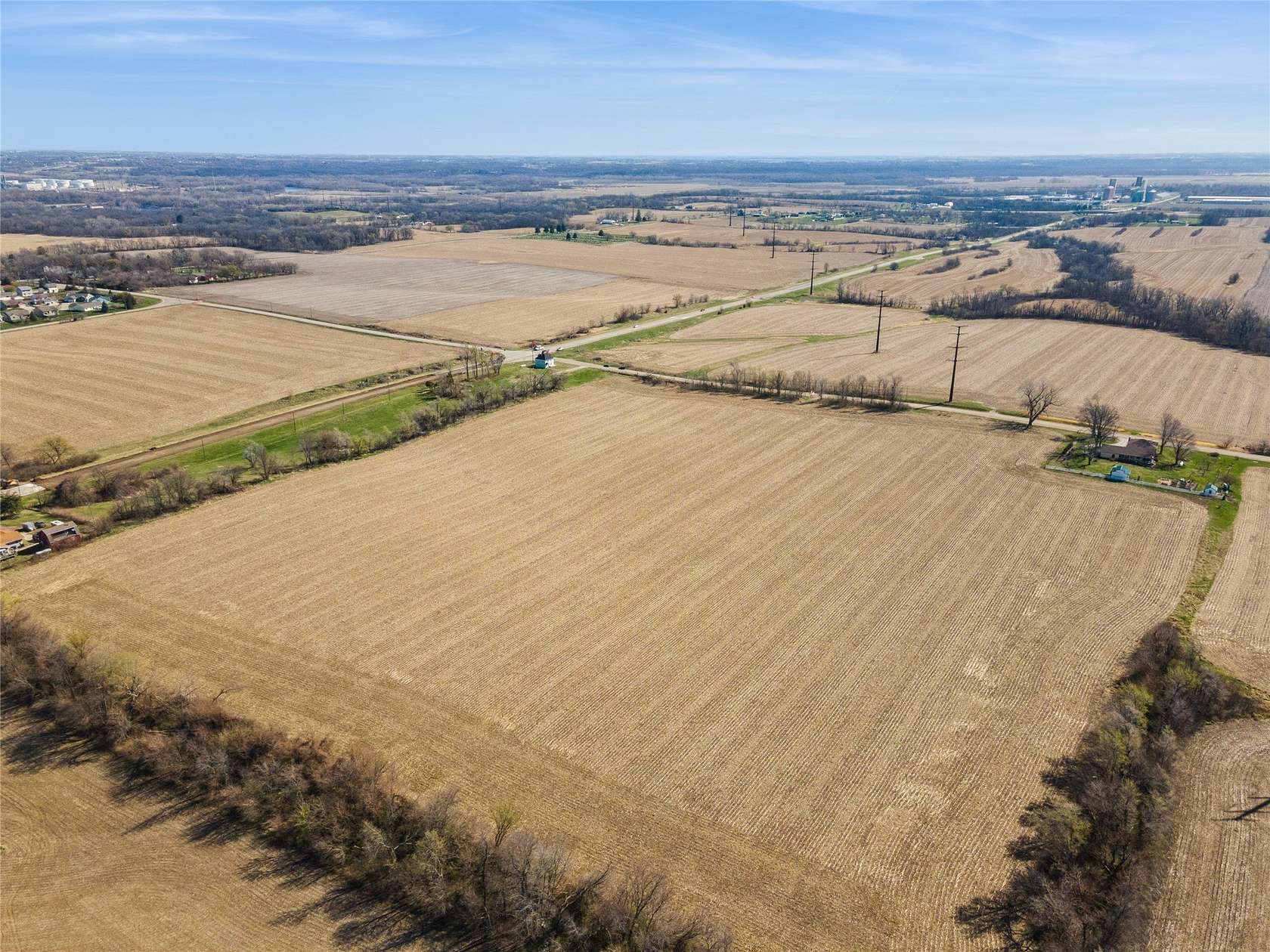49.5 Acres of Agricultural Land with Home for Sale in Des Moines, Iowa