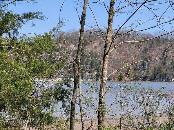 0.33 Acres of Residential Land for Sale in Edwards, Missouri