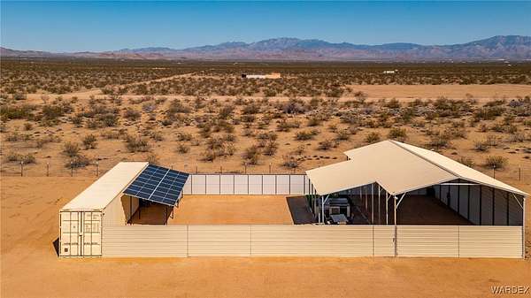 1.1 Acres of Residential Land for Sale in Golden Valley, Arizona