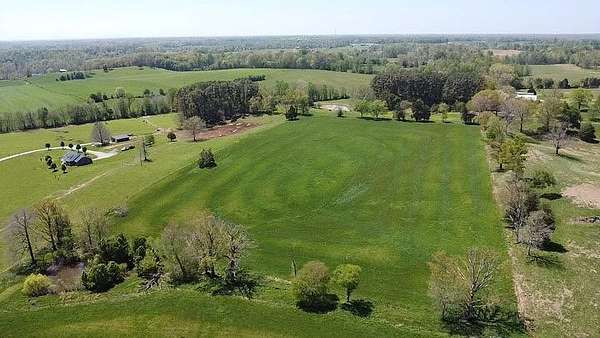 40 Acres of Agricultural Land for Sale in Cookeville, Tennessee