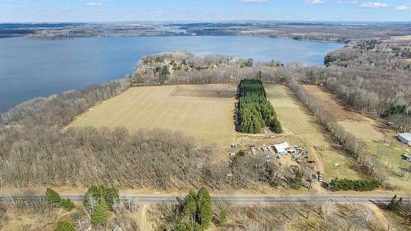 15 Acres of Recreational Land for Sale in Mosinee, Wisconsin