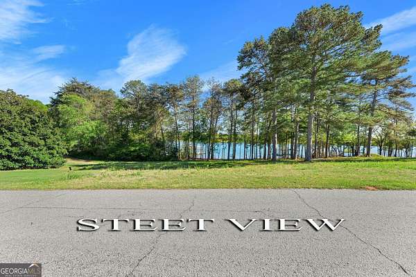 0.5 Acres of Land for Sale in Hartwell, Georgia