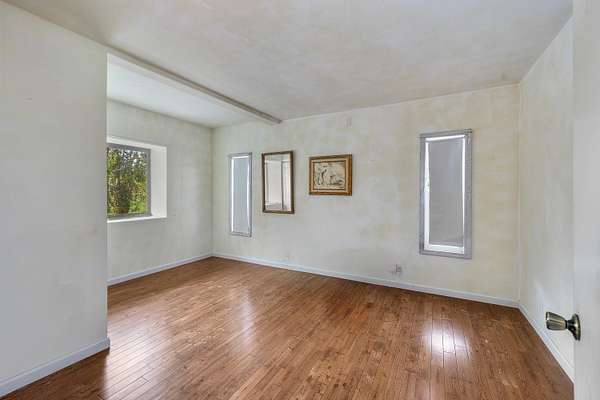 2.63 Acres of Residential Land with Home for Sale in Bend, Oregon