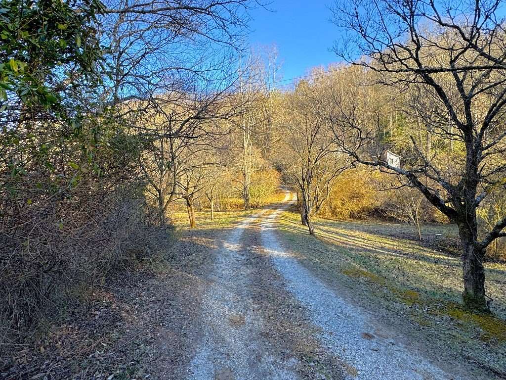 1.25 Acres of Residential Land for Sale in Franklin, North Carolina