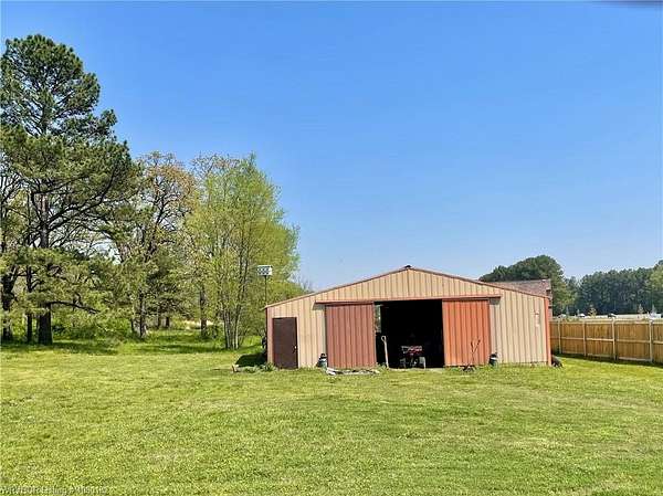 3.5 Acres of Improved Mixed-Use Land for Sale in Barling, Arkansas