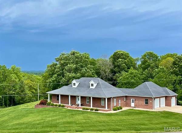 5.42 Acres of Residential Land with Home for Sale in Cape Girardeau, Missouri