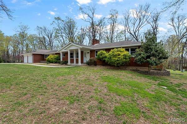 2.84 Acres of Residential Land with Home for Sale in Jackson, Missouri