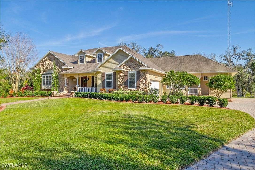 10 Acres of Residential Land with Home for Sale in Arcadia, Florida