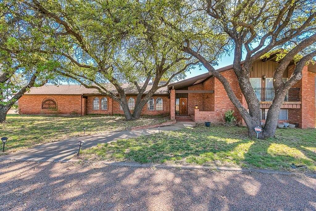 15 Acres of Land with Home for Sale in Winters, Texas