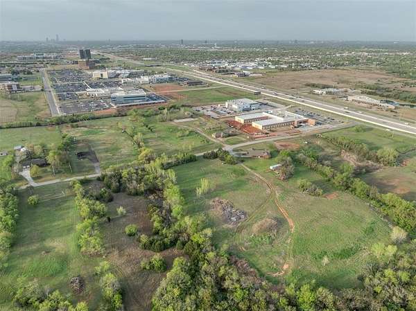 9.56 Acres of Residential Land with Home for Sale in Oklahoma City, Oklahoma