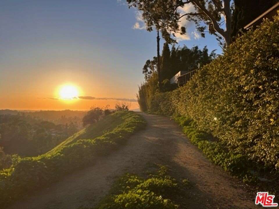 0.08 Acres of Residential Land for Sale in Los Angeles, California