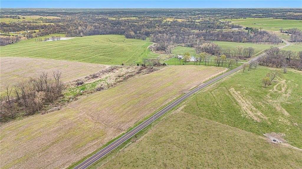 5 Acres of Residential Land for Sale in Cameron, Missouri