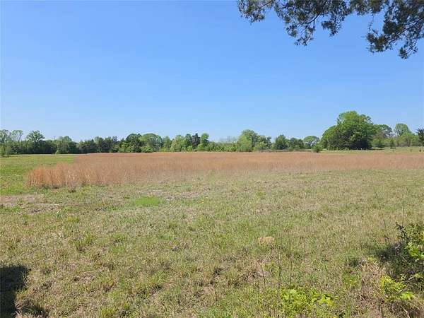 10.3 Acres of Land for Sale in Simms, Texas
