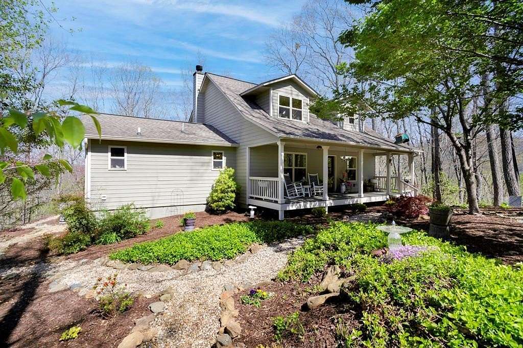 10 Acres of Residential Land with Home for Sale in Murphy, North Carolina