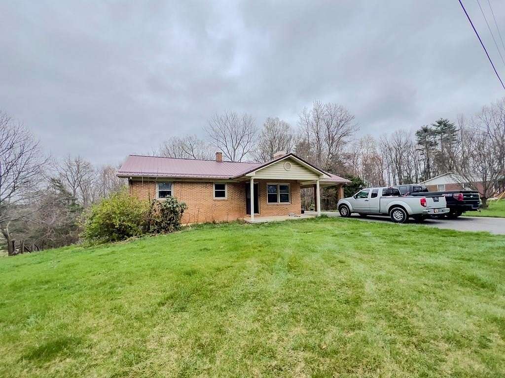 15.9 Acres of Land with Home for Sale in Hillsville, Virginia