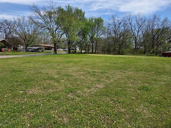 0.32 Acres of Residential Land for Sale in Wynnewood, Oklahoma