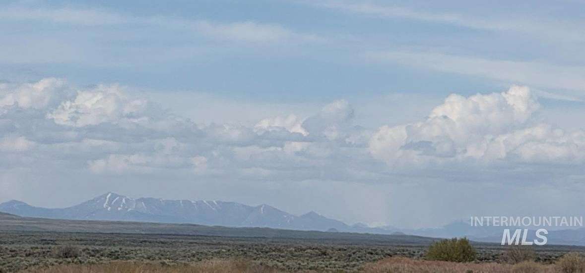 8.23 Acres of Land for Sale in Shoshone, Idaho