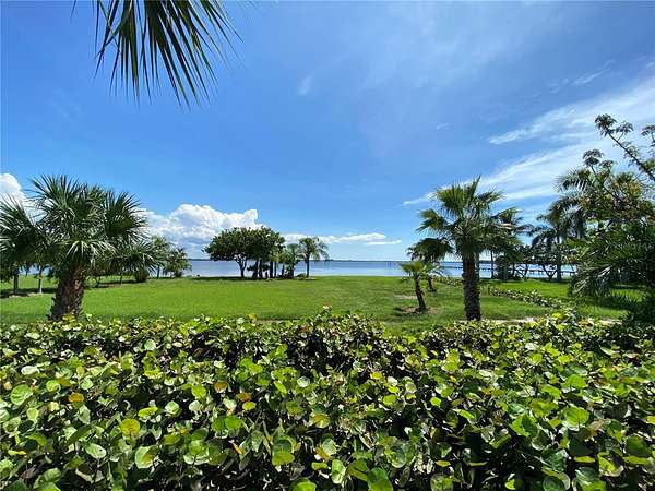 1.24 Acres of Residential Land for Sale in Terra Ceia, Florida
