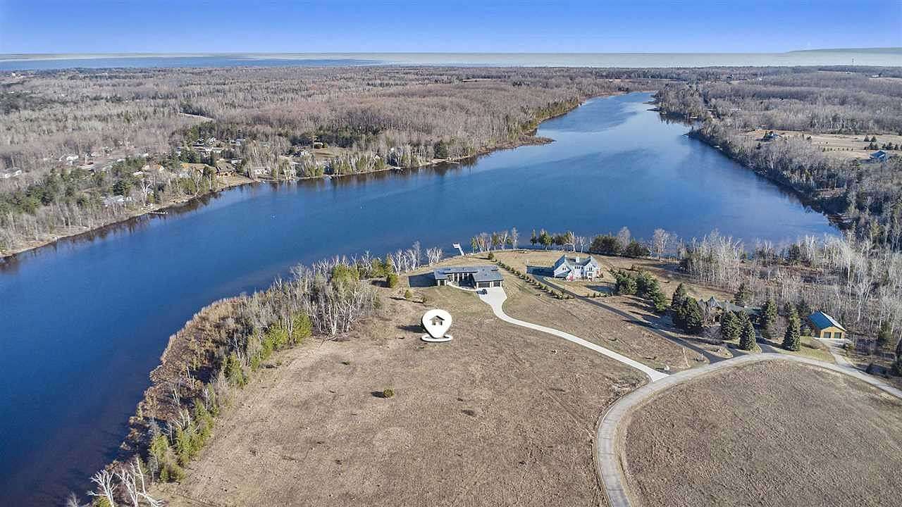 2.2 Acres of Residential Land for Sale in Charlevoix, Michigan