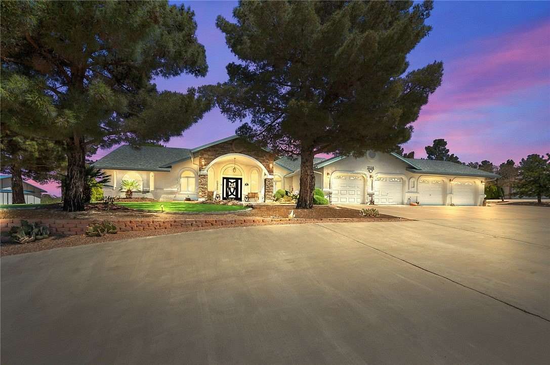 3.88 Acres of Residential Land with Home for Sale in Kingman, Arizona