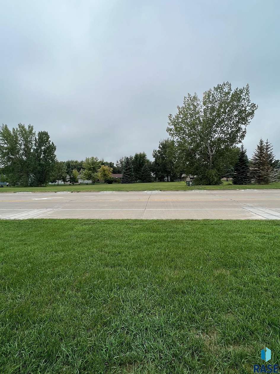 0.7 Acres of Commercial Land for Sale in Hartford, South Dakota