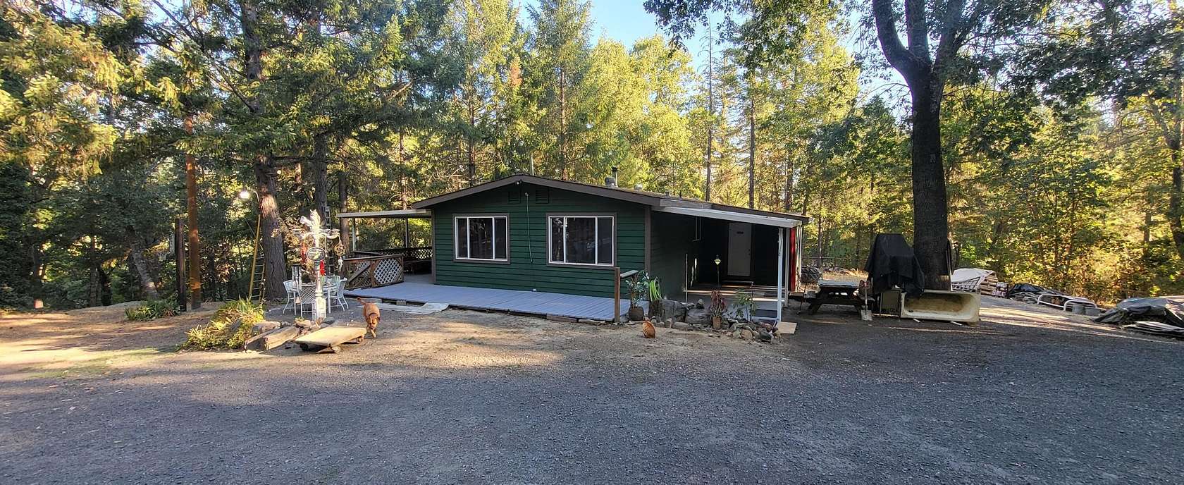 7.44 Acres of Residential Land with Home for Sale in Grants Pass, Oregon