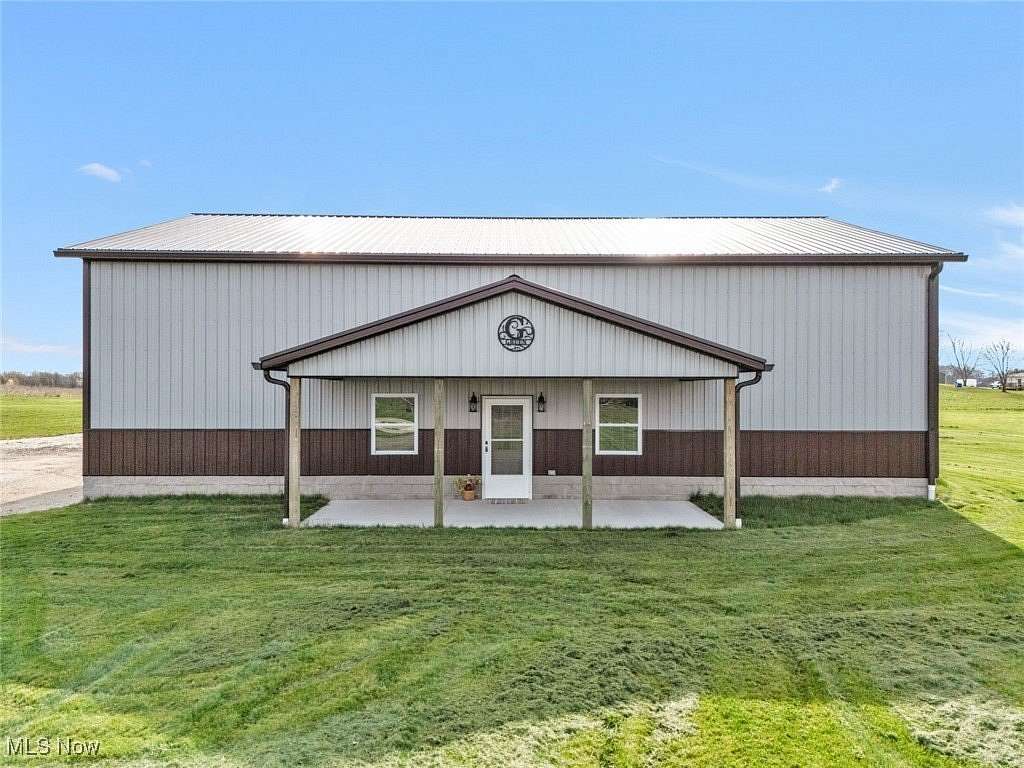 9.84 Acres of Residential Land with Home for Sale in Carrollton, Ohio