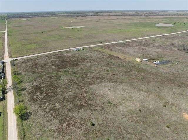 10 Acres of Land for Sale in Nowata, Oklahoma