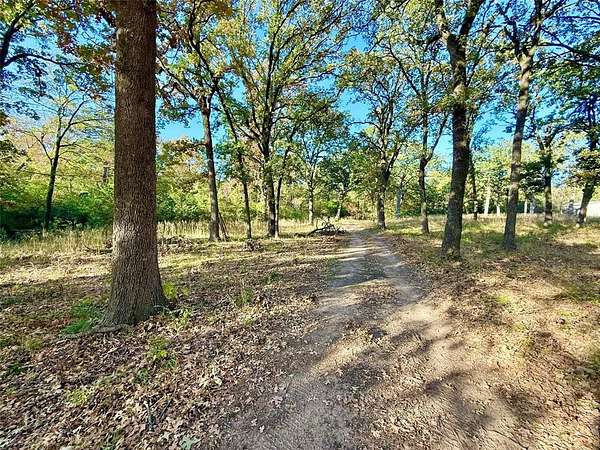 4 Acres of Residential Land for Sale in Bonham, Texas