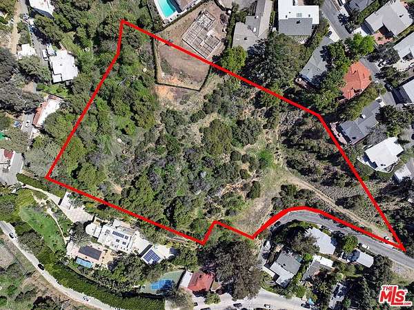 3 Acres of Land for Sale in Los Angeles, California