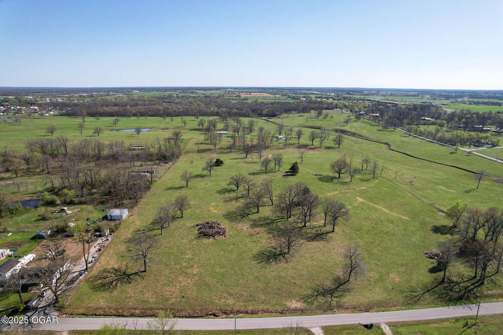 17 Acres of Agricultural Land for Sale in Neosho, Missouri