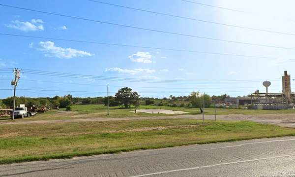 3.27 Acres of Commercial Land for Sale in Floresville, Texas