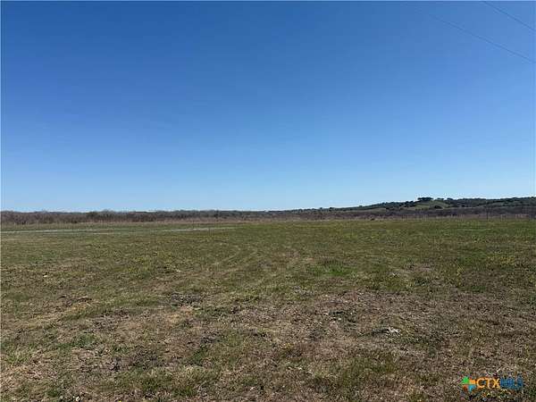 85.6 Acres of Land with Home for Sale in Kingsbury, Texas