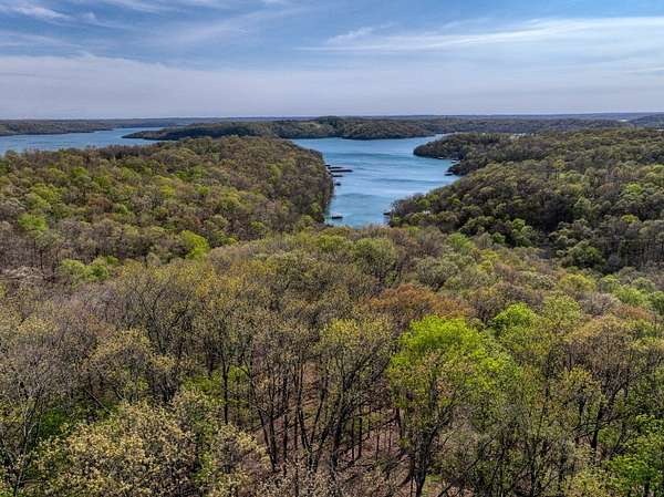 5.66 Acres of Land for Sale in Eureka Springs, Arkansas