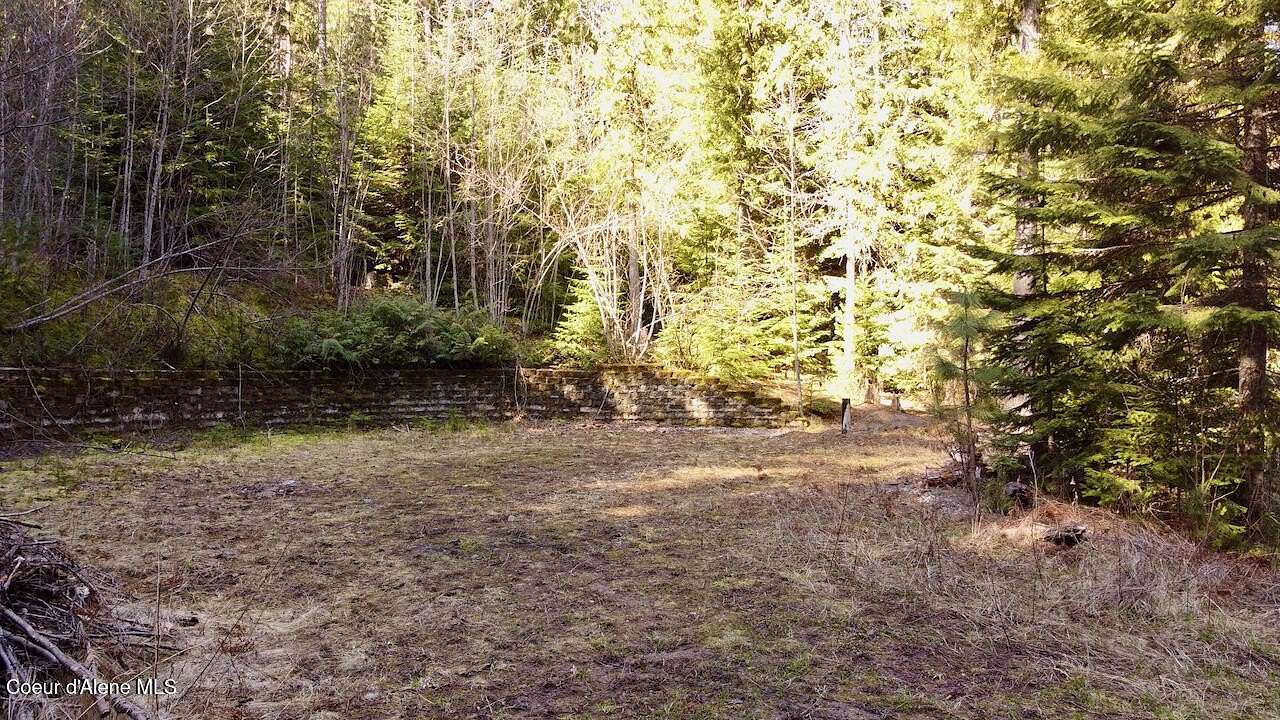 2 Acres of Land for Sale in Silverton, Idaho