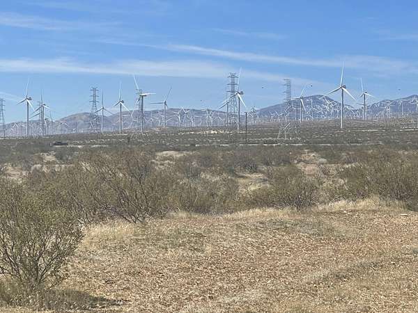 Residential Land for Sale in Mojave, California