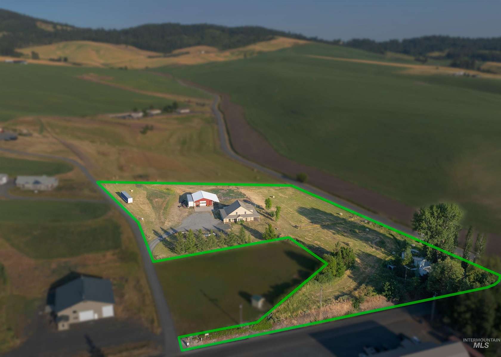 5 Acres of Residential Land with Home for Sale in Viola, Idaho