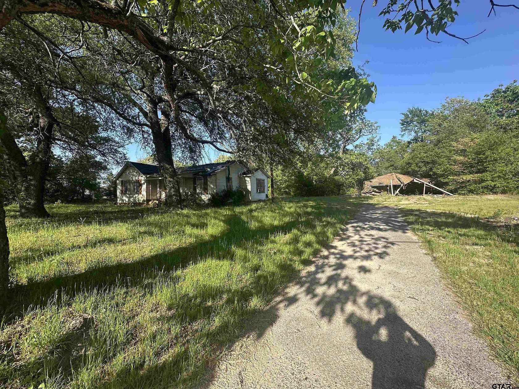 1.23 Acres of Commercial Land for Sale in Tyler, Texas