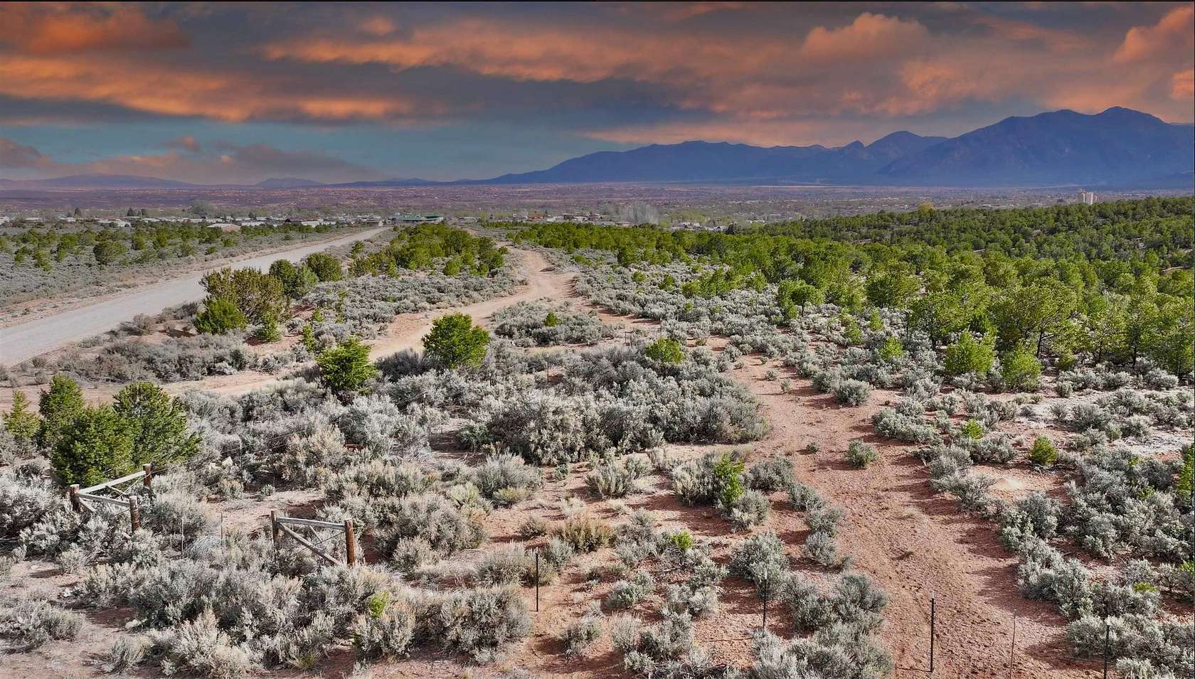 6 Acres of Residential Land for Sale in Ranchos de Taos, New Mexico