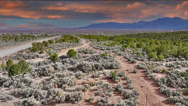 6 Acres of Residential Land for Sale in Ranchos de Taos, New Mexico