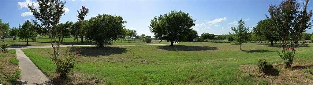 9 Acres of Residential Land with Home for Sale in Weatherford, Texas